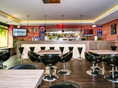 ホステル Smart -